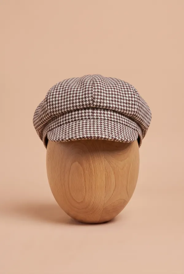 Casquette 1 — bébé · Bébé et enfant, dressing du studio de Julie Dugardin Photographe