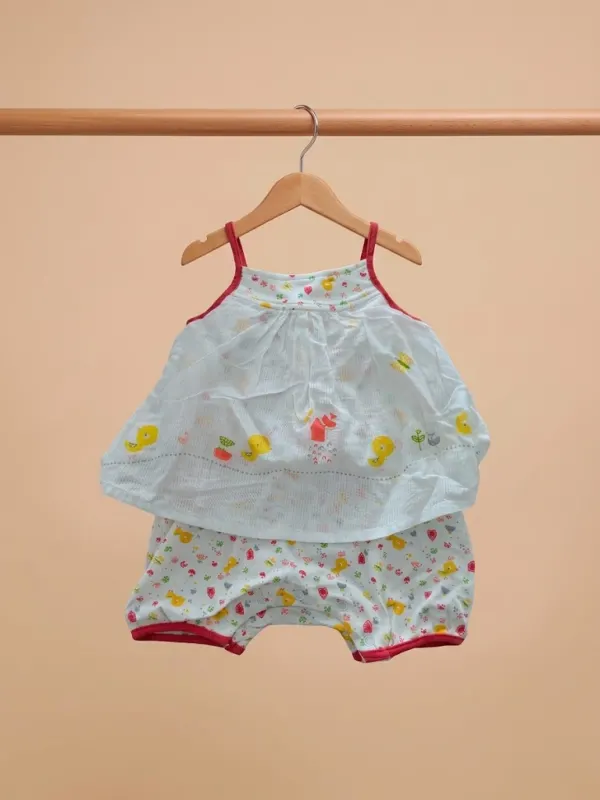 Ensemble — 6 mois · Bébé et enfant, dressing du studio de Julie Dugardin Photographe