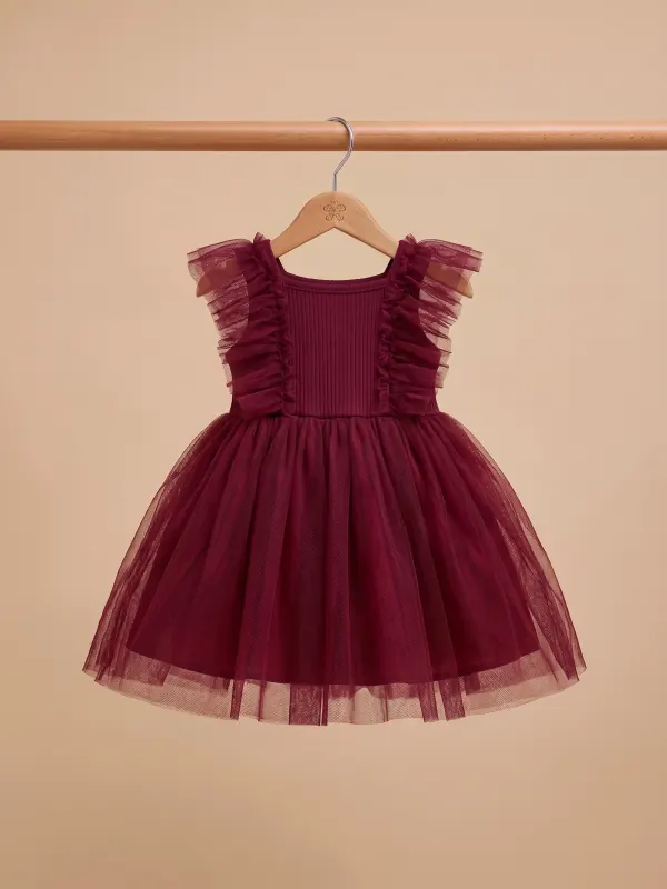 Robe bordeau — 3 ans · Bébé et enfant, dressing du studio de Julie Dugardin Photographe