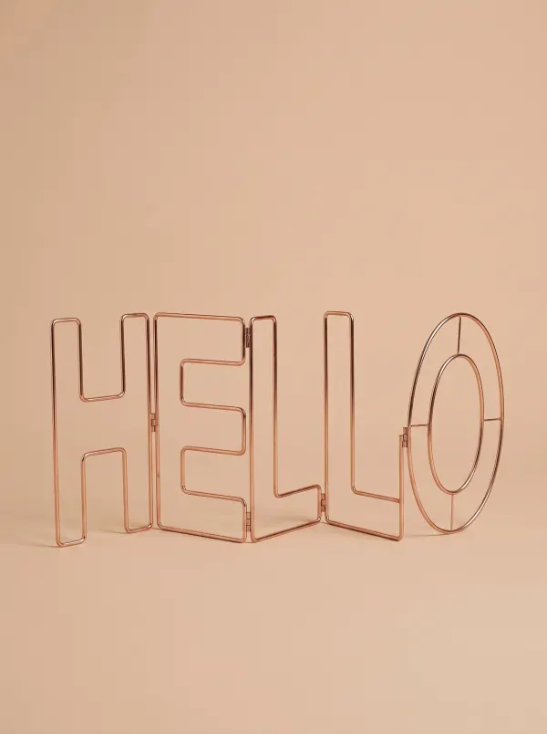 Hello · Décors et accessoires, dressing du studio de Julie Dugardin Photographe