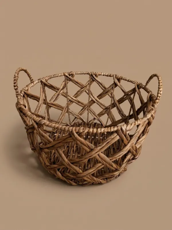 Panier osier 2 · Mobilier, dressing du studio de Julie Dugardin Photographe