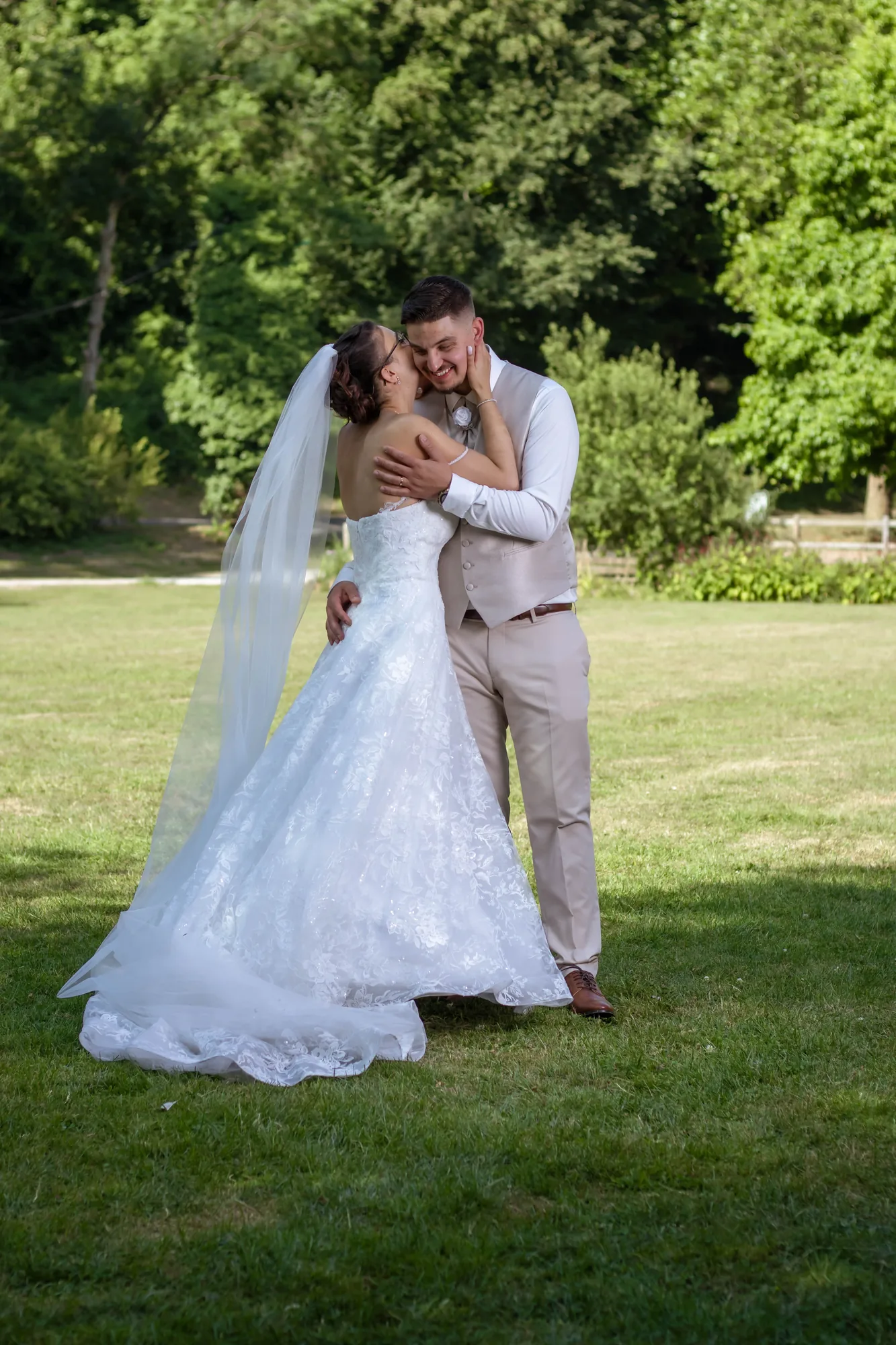 Photographe de mariage à Saint-Pol-sur-Ternoise — Julie Dugardin